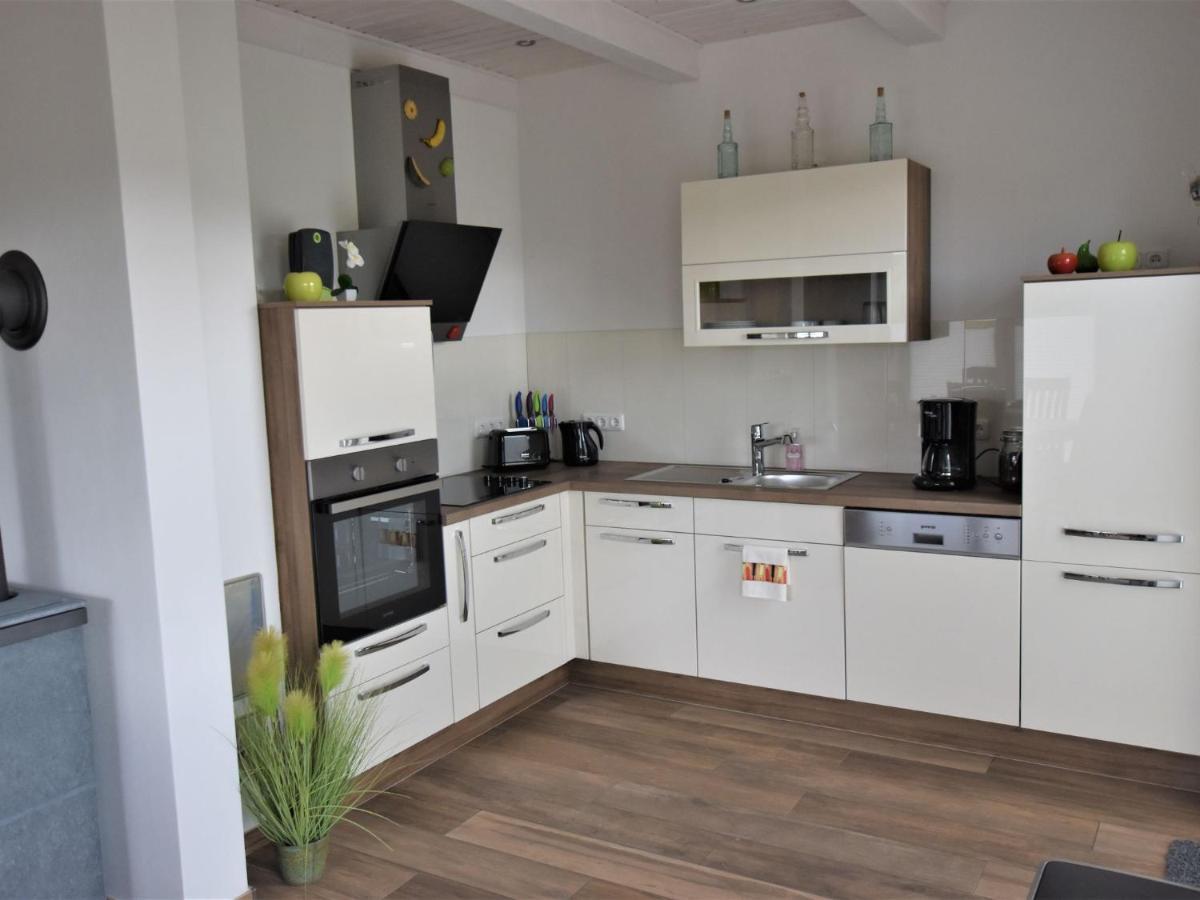 Cozy Holiday Home In Gross Schwansee With Sauna Luaran gambar